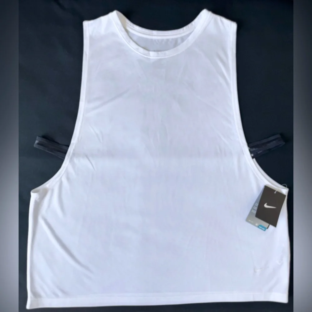 Nike Women's Dry Fit Muscle Tank Top - Breathable - White - Size XL - NWT